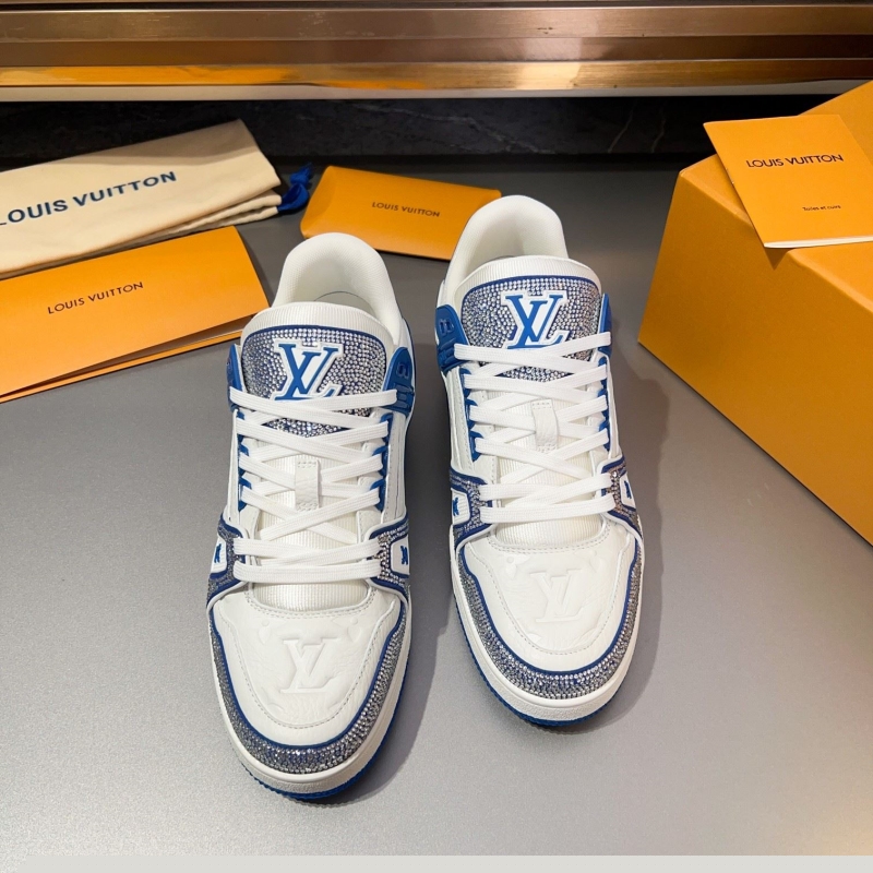 l**is V*t*n sneakers